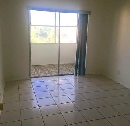 5th image of 500 Village Green Cir W APT D308