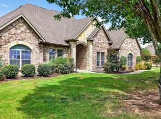 203 Sundance Dr, Van Alstyne, TX 75495