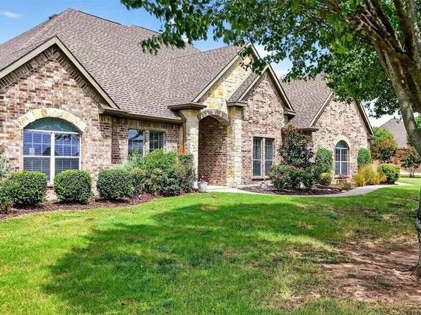 203 Sundance Dr, Van Alstyne, TX 75495