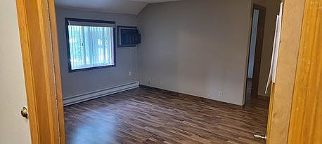 1st image of 106 Mechanic St APT 8