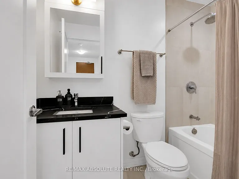 805 Carling Ave #902 — Photo 27