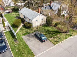 49 E 24th St, Huntington Station, NY 11746