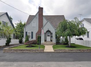 17 Hade Ct, Warwick, RI 02889