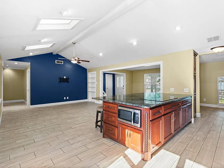 3010 Westerland Dr — Photo 21