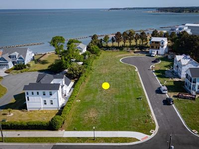 2 Washington Ave, Cape Charles, VA, 23310
