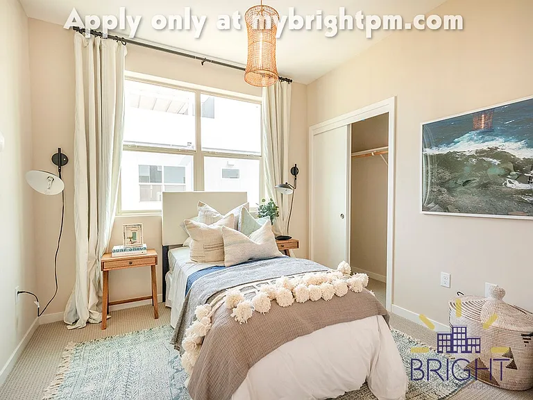 The Flats at The Mill at Broadway — Photo 4