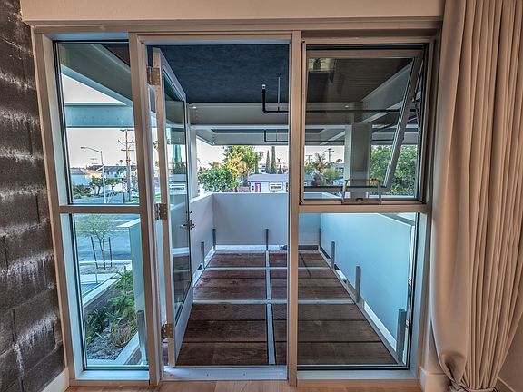 4th image of 3586 Adams Ave #8