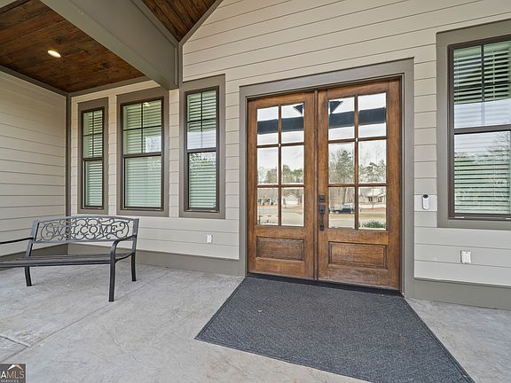 4th image of 483 High Bluff Ct