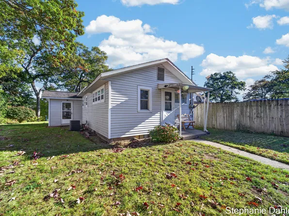 315 N Muskegon Blvd, Muskegon, MI 49442