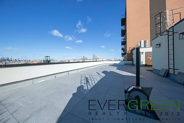 Rented by Evergreen Apartments BK | media 4