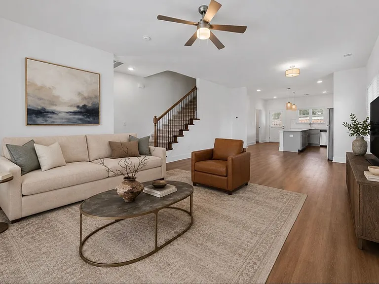 3760 Patton Crst — Photo 2