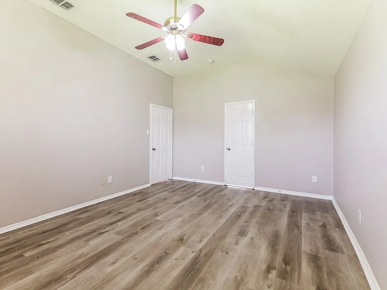 1108 Cumberland Dr — Photo 11