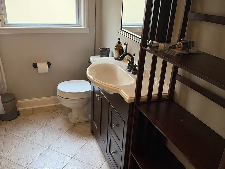 970 N Barksdale St — Photo 16