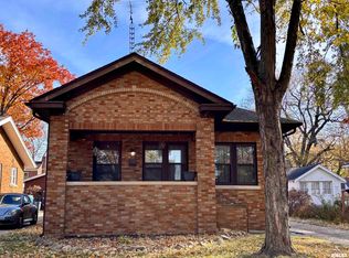 2136 S State St, Springfield, IL 62704