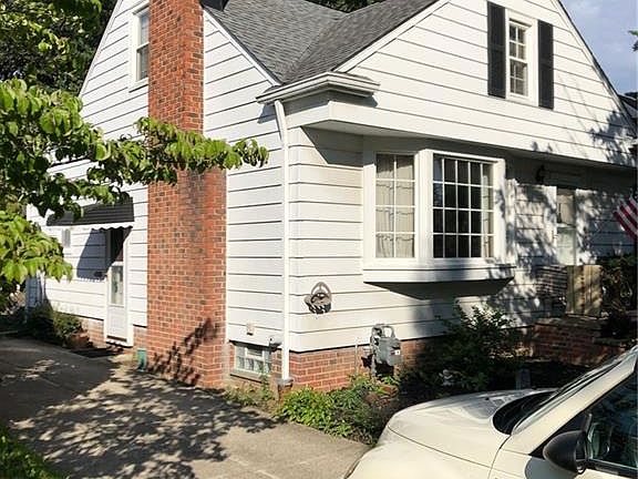 2nd image of 16380 Parklawn Ave