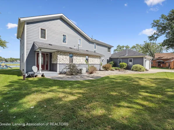 5512 Rays Dr, Onsted, MI 49265