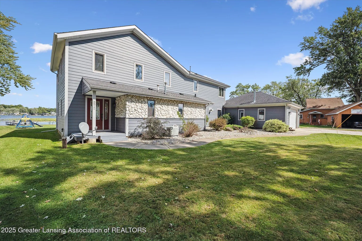 5512 Rays Dr photo 1