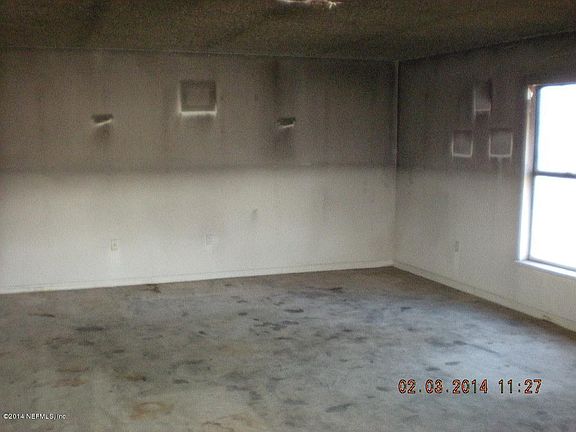 4th image of 8790 Oxfordshire Ave E