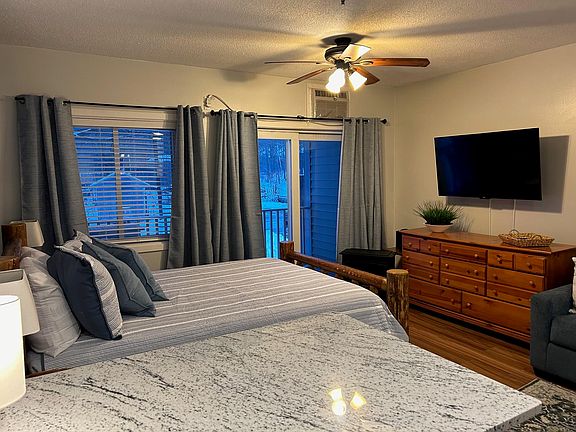 3rd image of 36 Lodge Road #A115