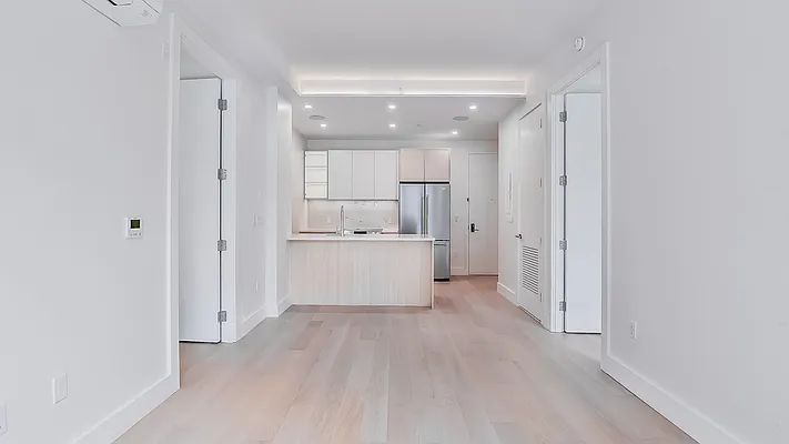 Living room, photo 1