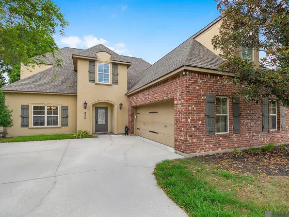 12249 Canterbury Park Dr, Geismar, LA 70734