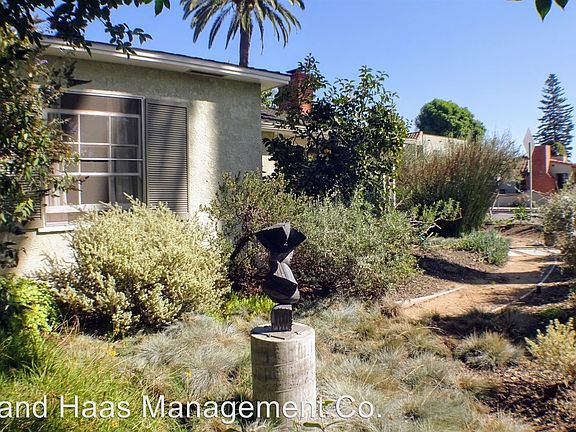 3rd image of 2500 Oregon Ave