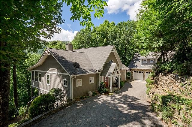 1st image of 685 Winding Creek Dr