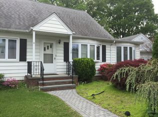 148 Washington Pl, Totowa, NJ 07512