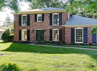 6111 Rodes Dr, Northfield, KY 40222