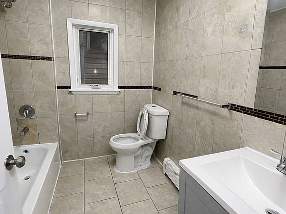 2nd image of 118 Norwood St #D3335d972