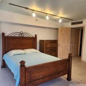 1088 Bishop St APT 2909, Honolulu, HI, 96813