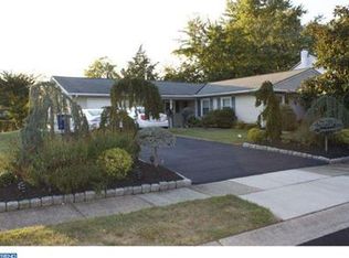 79 New Castle Ln, Willingboro, NJ 08046