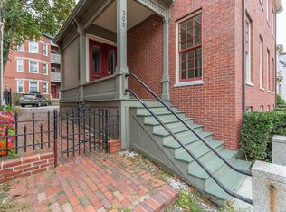 205 Spring St #4, Portland, ME 04102