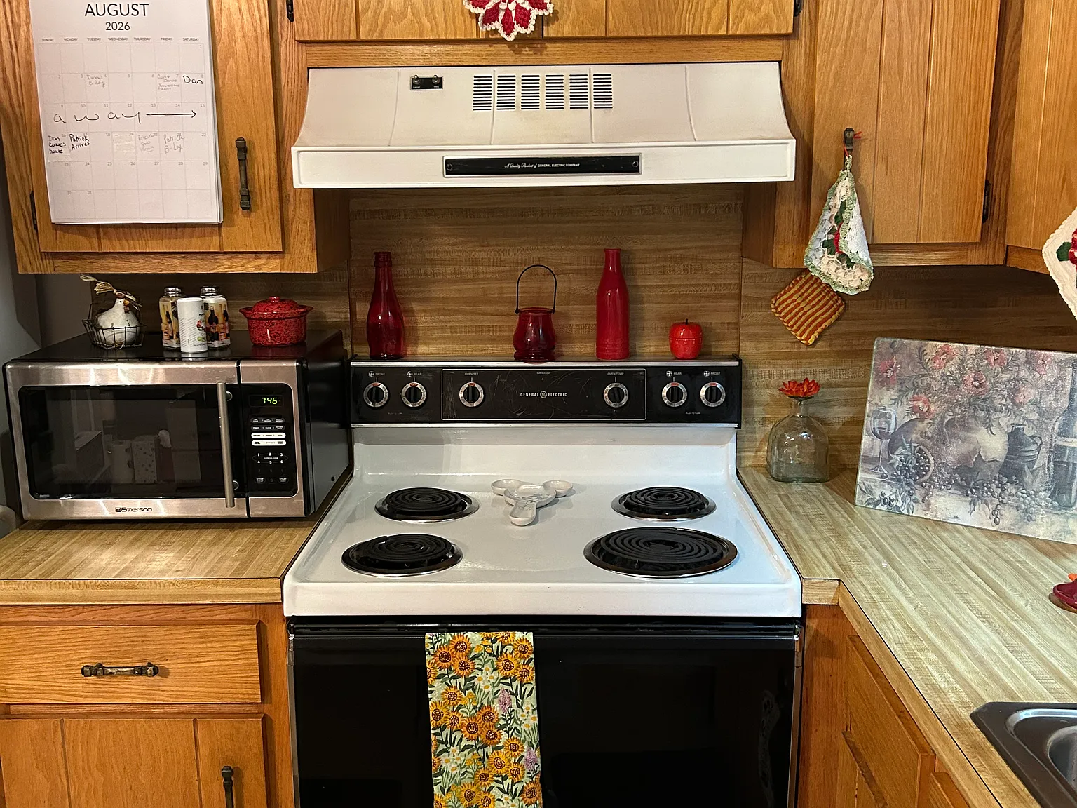 Sycamore Ave, Bethpage — Photo 1