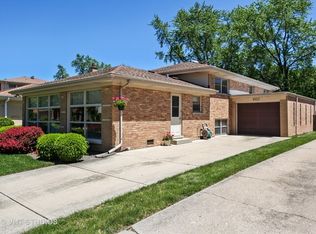 8925 Moody Ave, Morton Grove, IL 60053