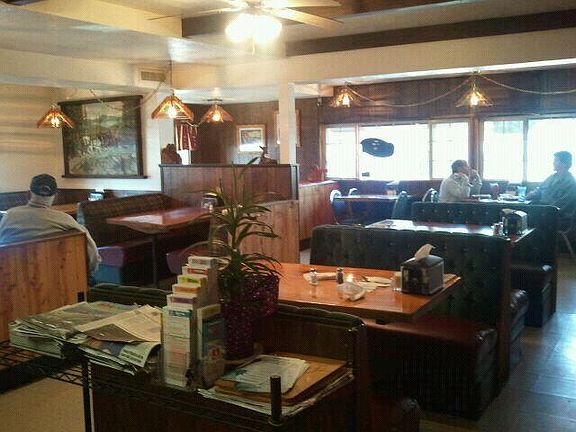 5th image of 311 Mill Creek Dr