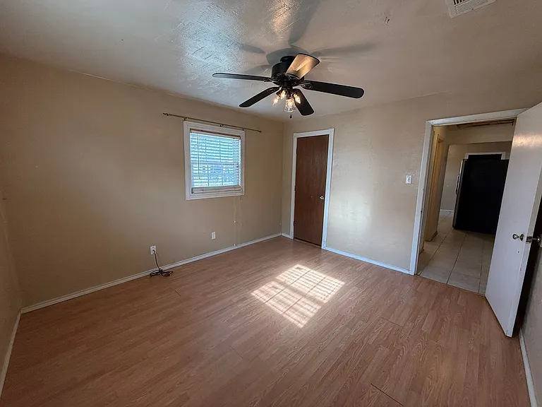 232 Lincoln Ave — Photo 11