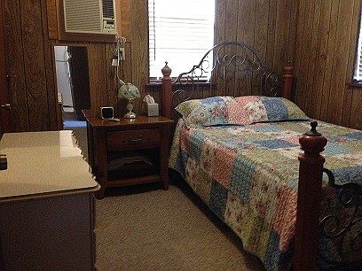 5th image of 142 Berton Dr