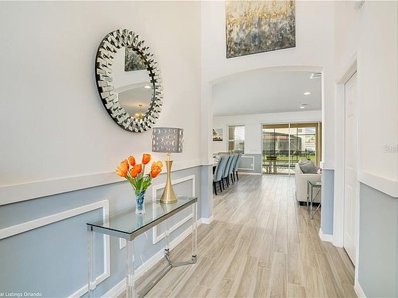 4th image of 6121 Broad Oak Dr