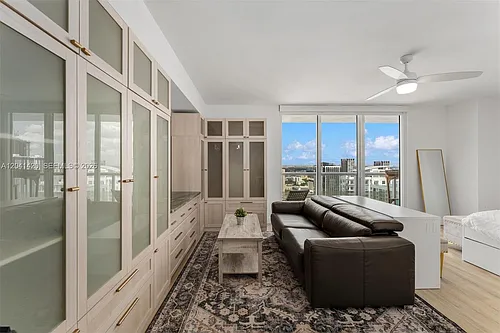 50 Biscayne Blvd #4603 Photo 1 50 Biscayne Blvd #4603 Photo 1