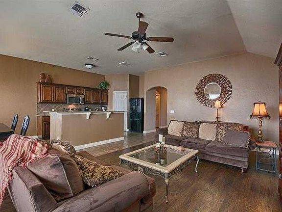 3rd image of 18525 Charla Dr