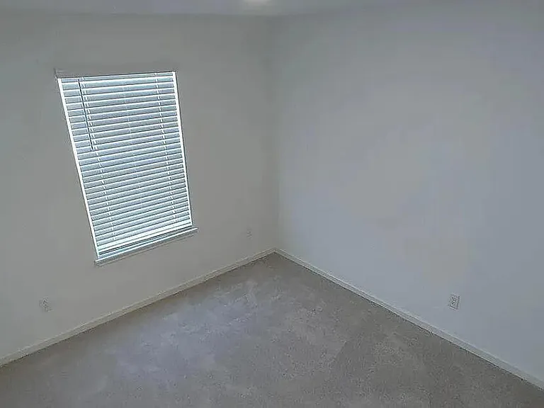 105 Boracay Cir — Photo 21