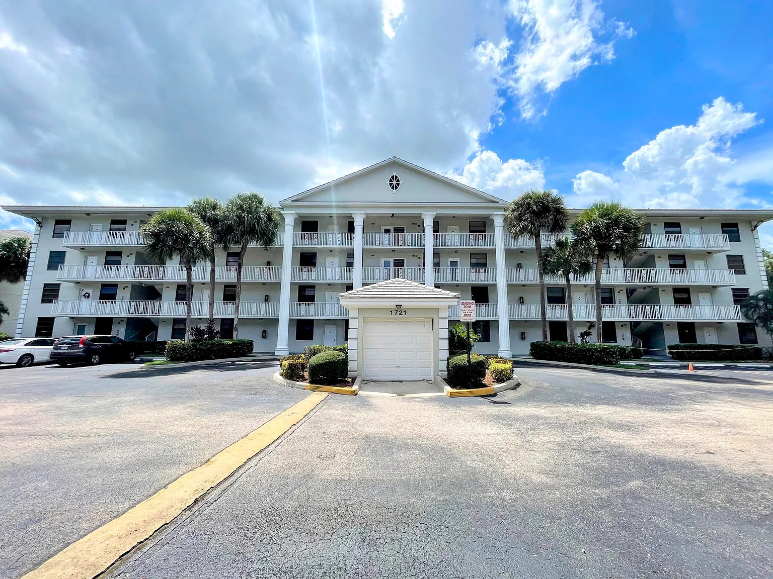 2 bed, 2.0 bath, 1385 sqft, $2,550 — Photo 1