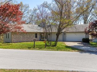70 Overton Dr, Bella Vista, AR 72714