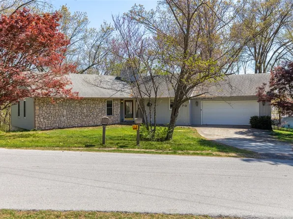 70 Overton Dr, Bella Vista, AR 72714