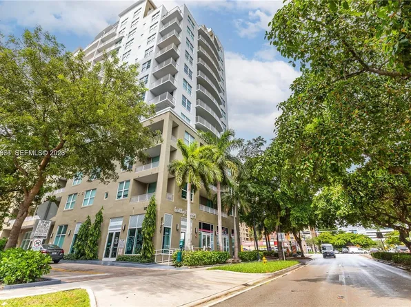 3180 SW 22nd St #701, Miami, FL 33145