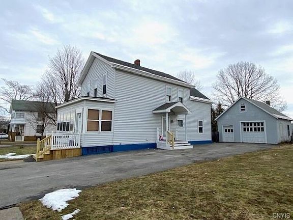 3rd image of 1027 Tilden Ave