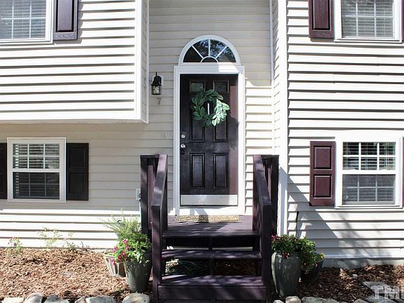 2nd image of 7 Tumlin Ct