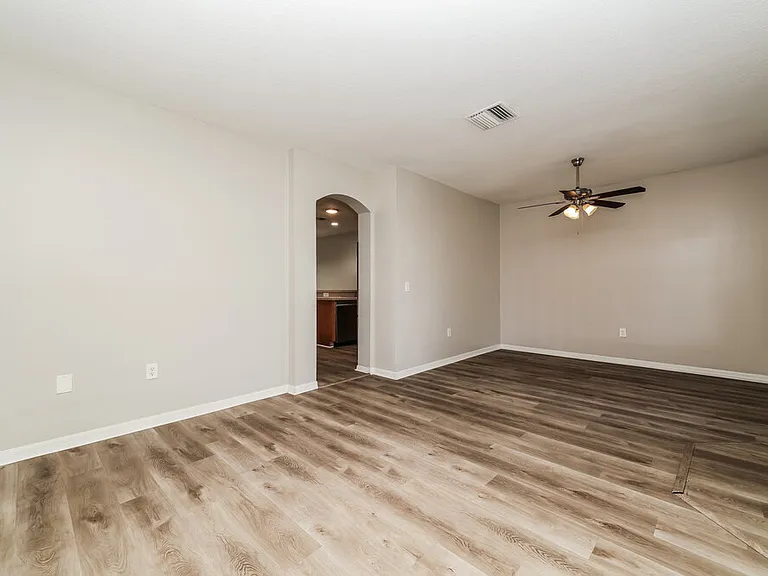 1516 Blue Magnolia Rd — Photo 5
