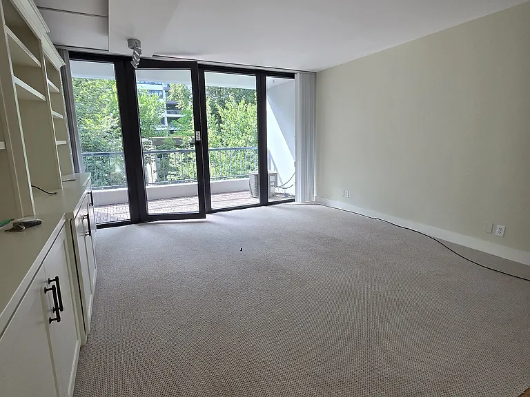 111 SW Harrison St #B3 — Photo 5